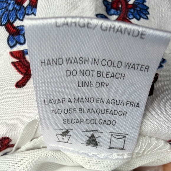 Fashion Nova White and Burgundy Floral Skorts, Women’s Large - Picture 5 of 10